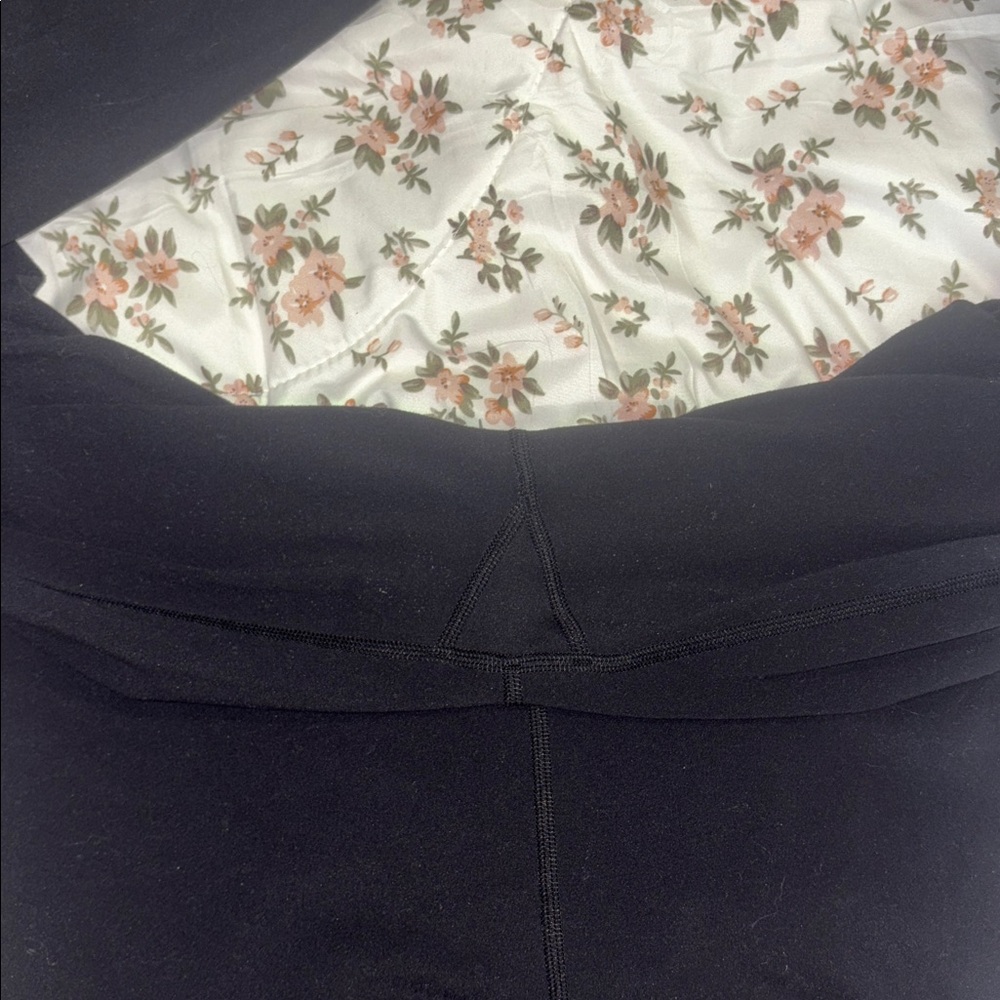 Lululemon flare leggings - Picture 2 of 3